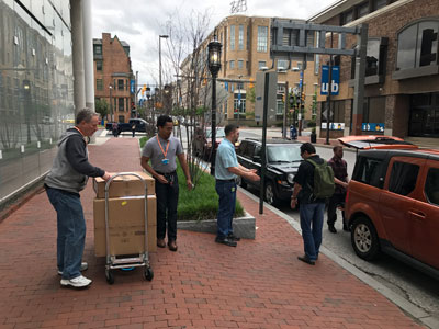 unloading boxes